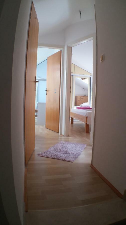 Iva Und Franka Apartmán *