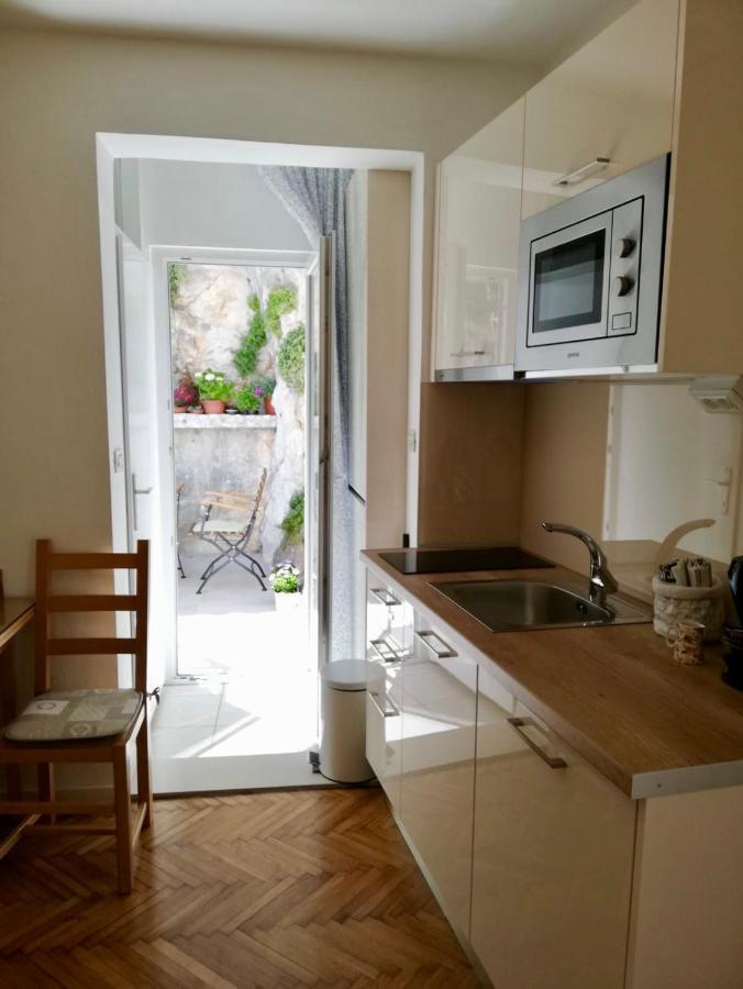 Iva Und Franka Apartmán Omis